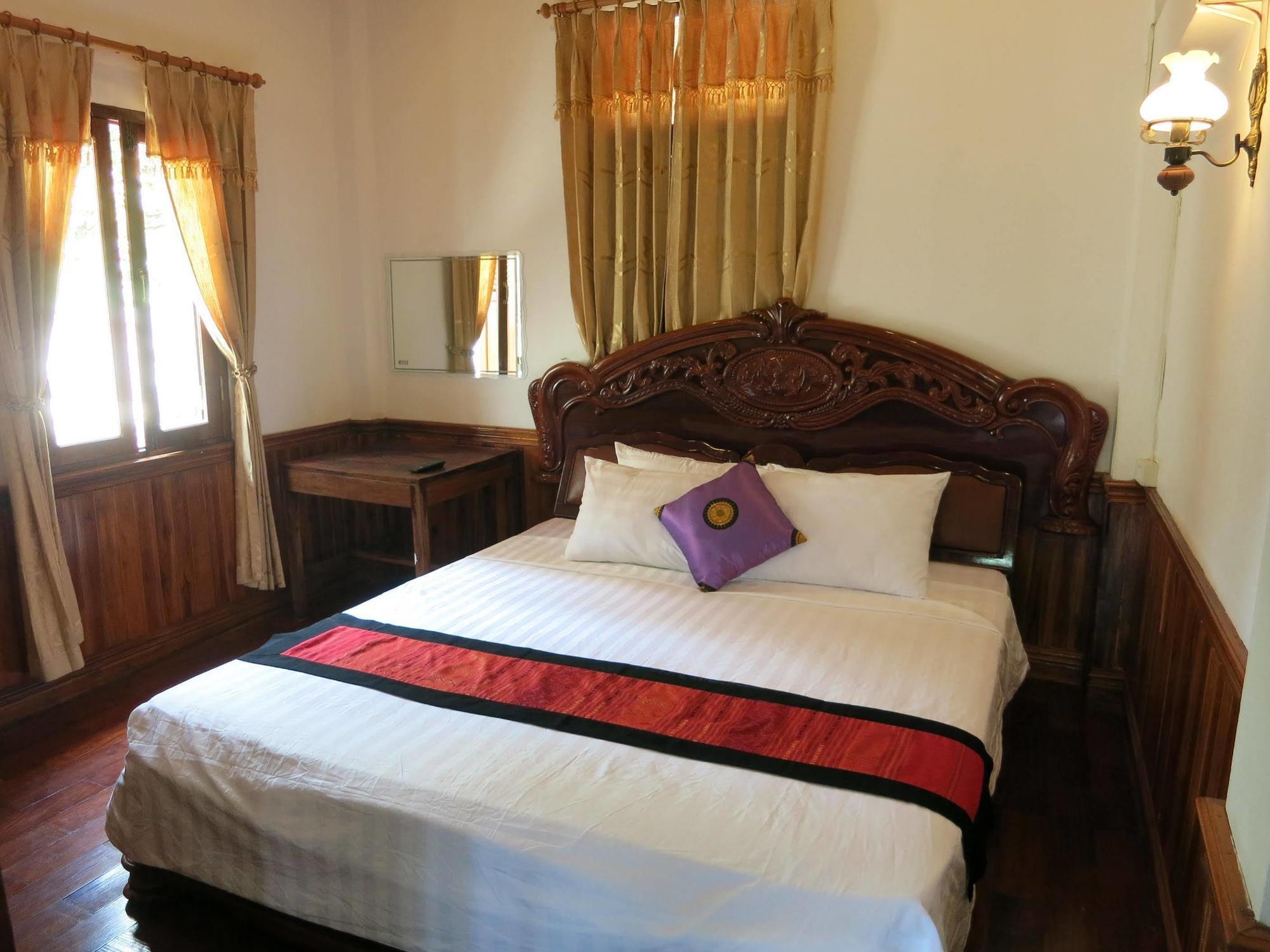 Namkhan Riverside Hotel 琅勃拉邦 外观 照片
